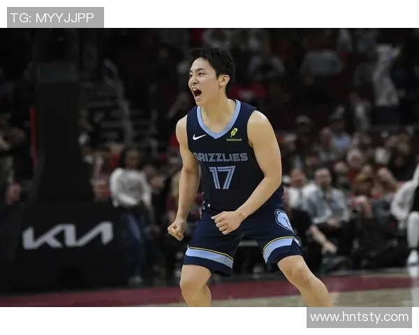 小萌篮球明星的成长之路与梦想追逐的精彩瞬间